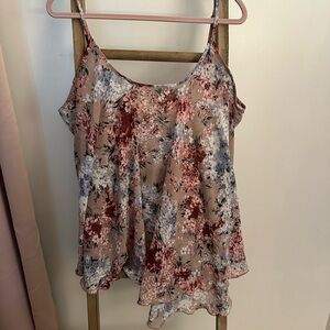 Gorgeous floating tank